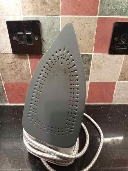 Photo of free Russell Hobbs Steamglide Iron (Hindley) #2