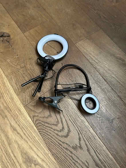 Photo of free Two 'influencer lights' (Pinkneys Green SL6) #1