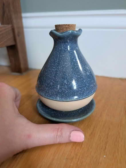 Photo of free Ceramic essential oil diffuser (Teele Square) #2