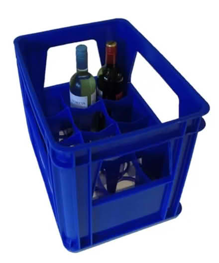 Photo of Plastic wine bottle crate (Letchworth Garden City (SG6)) #1