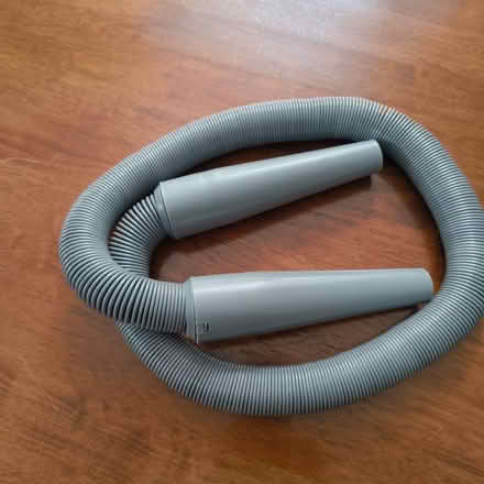 Photo of free Universal vacuum extension hose (Musselburgh EH21) #1