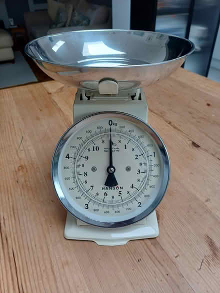 Photo of free Kitchen scales (Horley, Surrey) #1