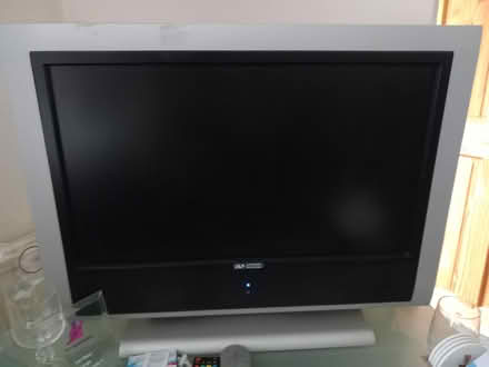 Photo of free Television (Oxlease AL10) #1