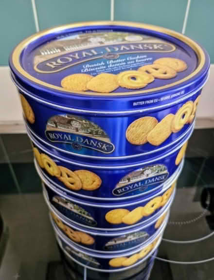 Photo of free 5 empty biscuit tins (Northolt UB5) #1