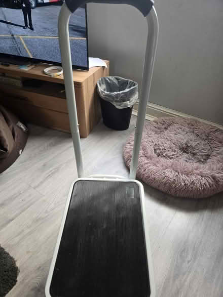 Photo of free Bath step (Wednesfield Wolverhampton) #2