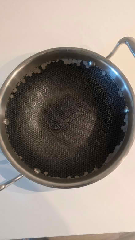 Photo of free Bergner Pan (E17) #1