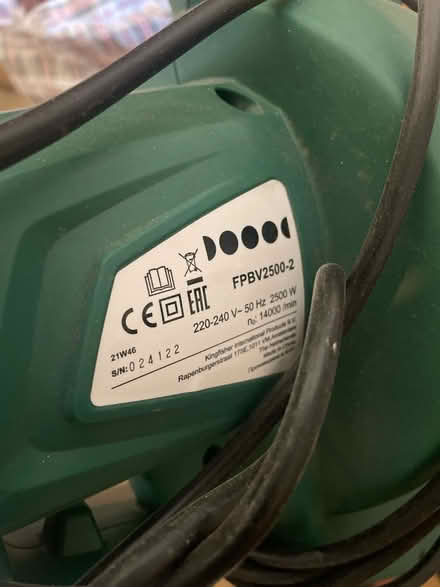 Photo of free Leaf suction machine (Woodford green IG8) #2