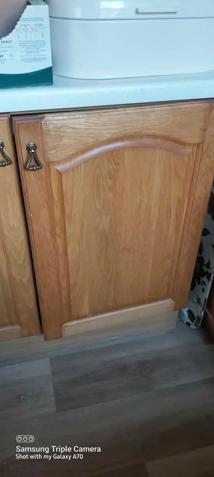 Photo of Small kitchen cabinet (tunstall LA6) #1