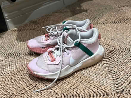 Photo of free Girls basketball shoes size UK4 (Chelsea Green SW3) #2