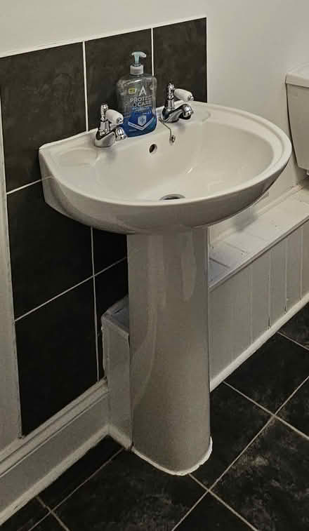 Photo of free Bathroom sink and pedestal (Wigmore, Gillingham) #1