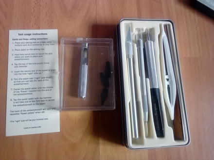 Photo of free Crafting tools, stylus, tweezers et (RG30) #1