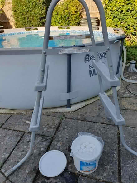 Photo of free 10ft pool and pump (South Chailey Lewes) #1