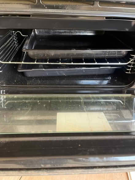 Photo of free Hotpoint gas stove/oven (New Cross SE14) #2