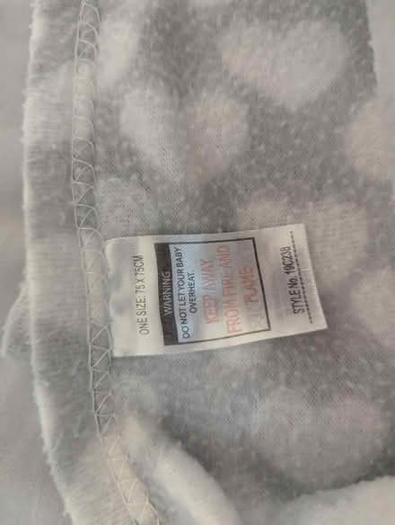 Photo of free My medium size blanket (Wheatley OX33) #2