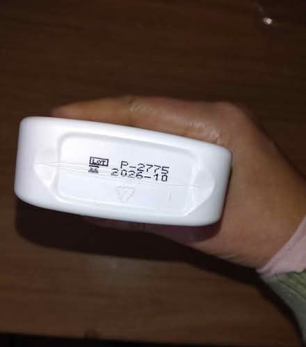 Photo of free contact lens solution (GU22) #3