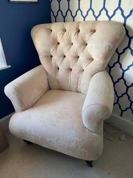Photo of free Chair (Tn57JU) #1