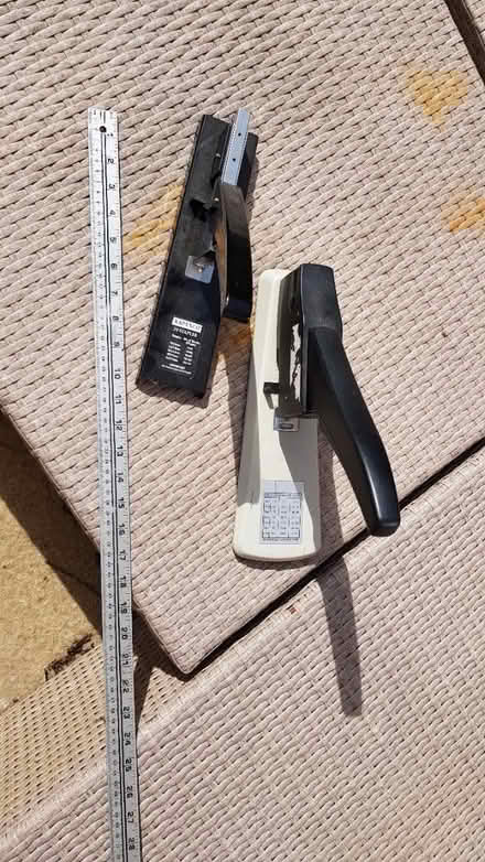 Photo of free Heavy duty office staplers (Abingdon Oxfordshire OX14) #1