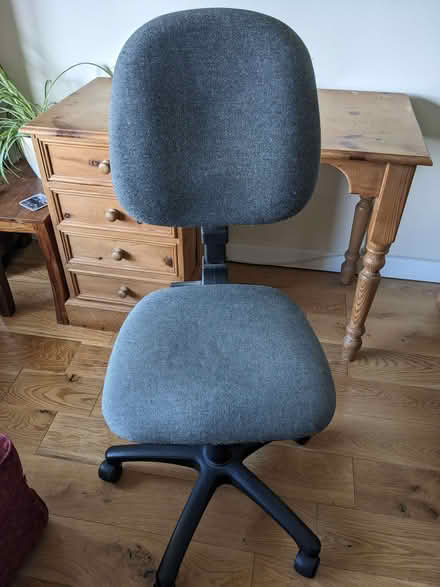 Photo of free Office chair (Over Kellet LA6) #2