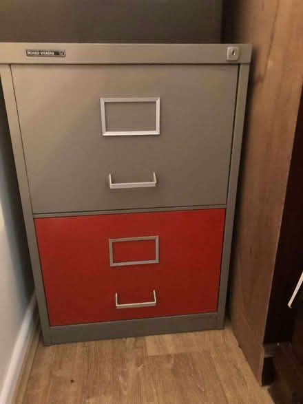 Photo of free 2 drawer filing cabinet (Beaumaris LL58) #1