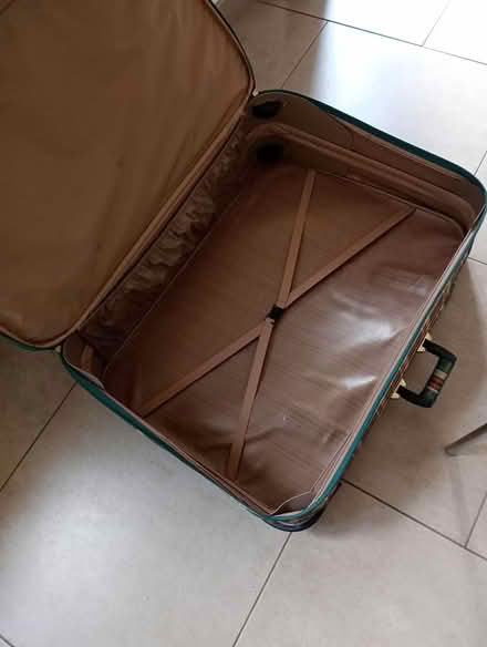 Photo of free Large suitcase (Prestwood HP16) #2