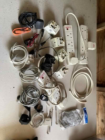Photo of free Electrical cables and connectors (Old Radnor LD8) #1