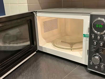 Photo of free Swan Microwave (Greenwich SE10) #2