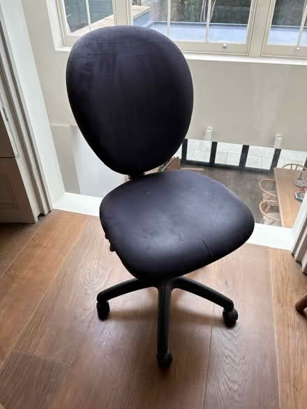 Photo of free Office desk (N1 1BP) #1