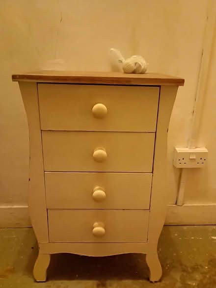 Photo of free Small Chest of Drawers (Beige) (Deptford) #1