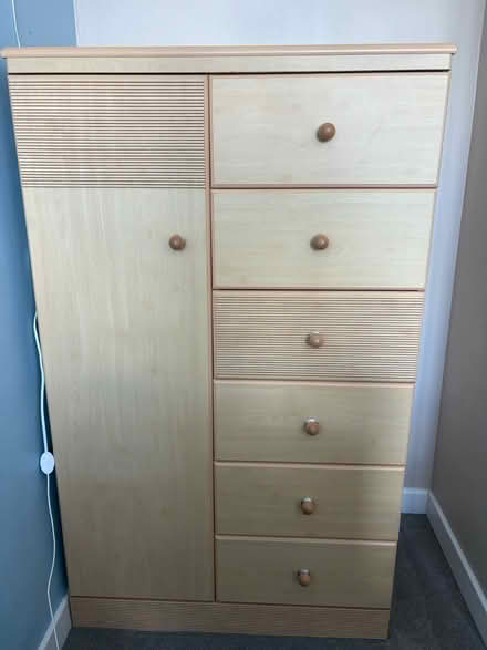 Photo of free Small wardrobe (Shirley CR0) #2