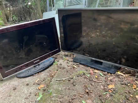 Photo of free Two tv’s spares or repair (Whitegrove RG42) #4