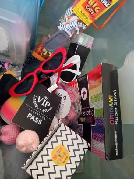 Photo of free Box of toys (MK41) #4