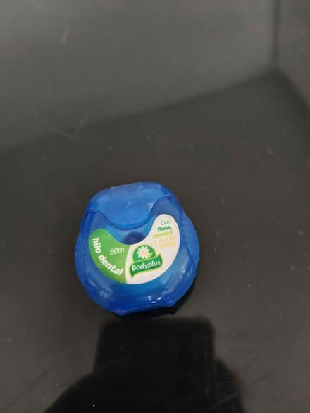 Photo of free Dental floss (SW15) #1