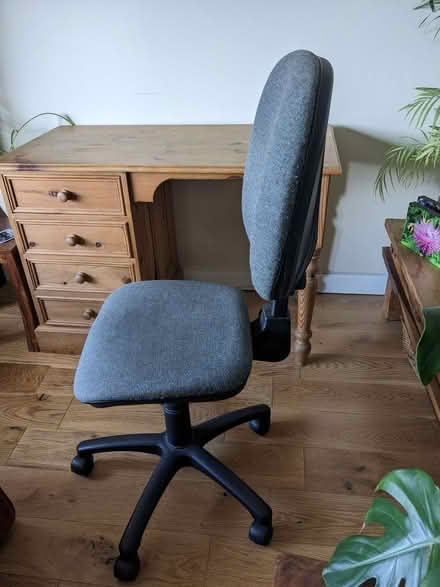Photo of free Office chair (Over Kellet LA6) #1