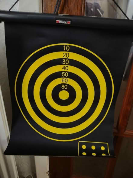Photo of free Magnet darts game. (Hollingwood S43) #1