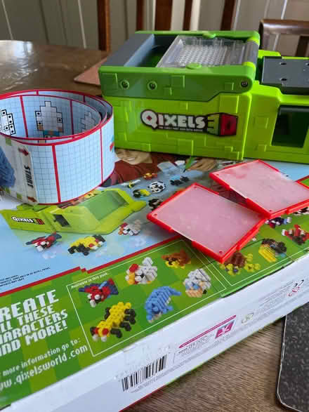 Photo of free Kids craft ‘Qixels 3D’ (Starbeck HG2) #1