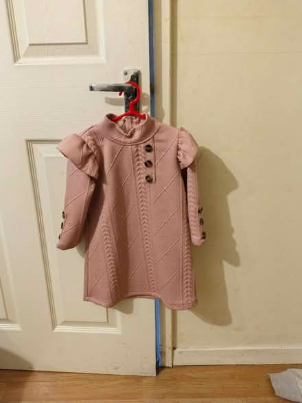 Photo of free 2 to 3 years baby girl clothes (B18) #4
