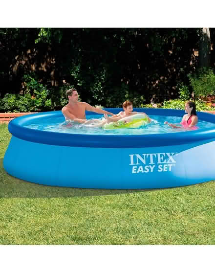 Photo of free Intex Easy Set Pool (Reading, RG31) #2