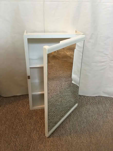 Photo of free Bathroom cabinet (Lauder TD2) #1