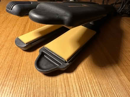 Photo of free 2 x hair straighteners – She brand (Leytonstone E11) #3