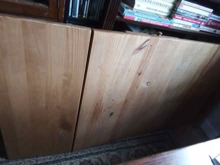Photo of free kitchen table and 4 chairs (Guildford GU1) #3