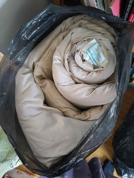 Photo of free King sized duvet for animal bedding/packing (Shirehampton BS11) #1