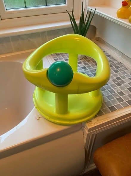 Photo of free Baby bath seat (AL1) #2