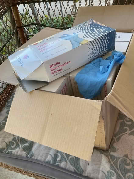 Photo of free 1000 rubber gloves (Near west side Elgin) #1