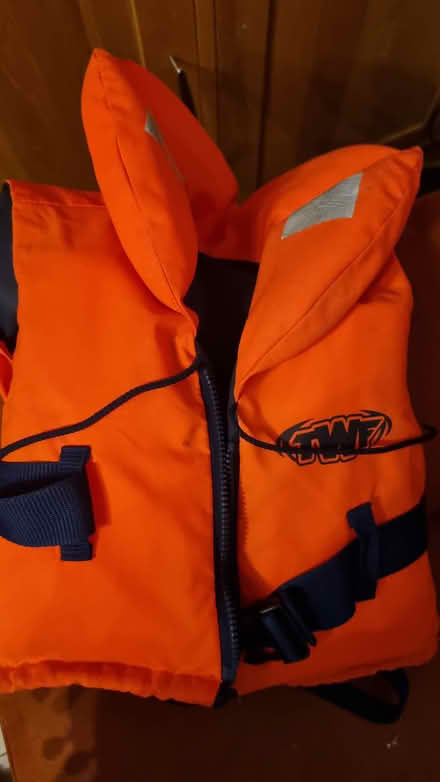 Photo of free Save life vest (St albans AL4) #1