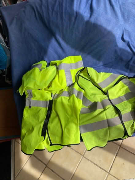 Photo of free Hi viz jackets (Gosport PO12) #1