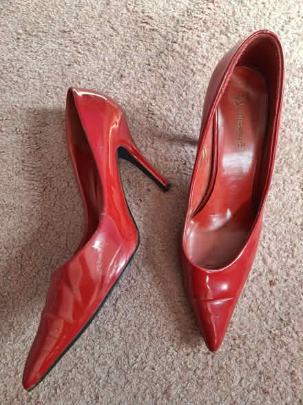 Photo of free Shoes Size 8 (Brentford Gate TW8) #3