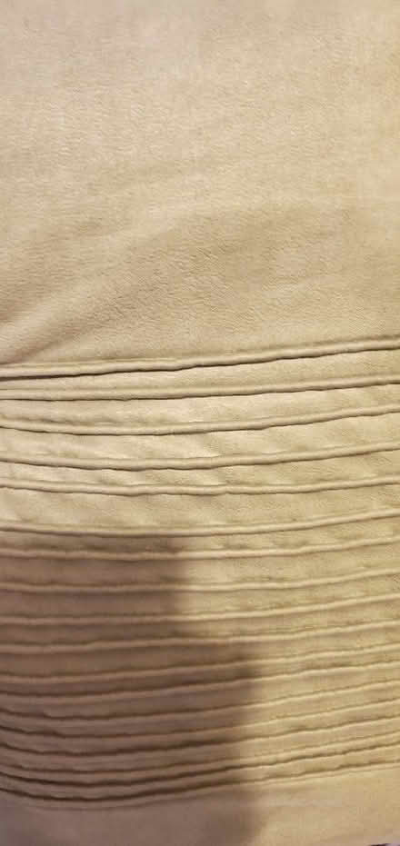 Photo of free 6 green cushions (Twyford RG10) #2