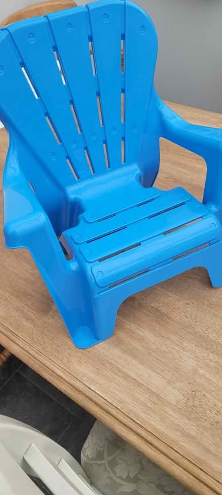 Photo of free Table and chair for baby/toddler (Billinge WN5) #3