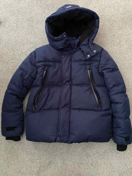 Photo of free Coat (BR6) #1