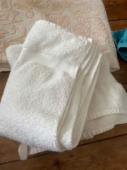 Photo of free Towels, bath & hand (East Didsbury/Burnage M19) #3